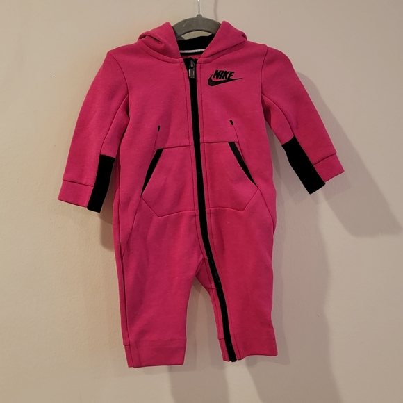 Nike Tech Fleece Pink One Piece Jumpsuit Romper size 3/6 months - Picture 14 of 15